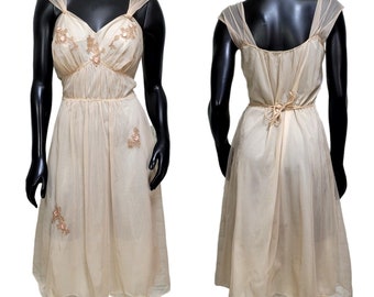 Vintage 50s Beige Nylon Babydoll Slip Nightgown Floral Applique Fairy Core