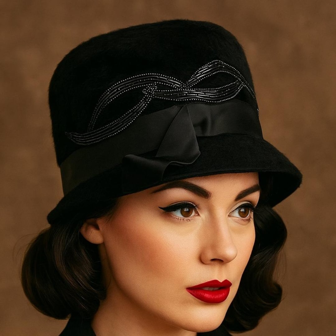 Vintage Mr Walter New York Black Fur Felt Beaded‎ Hat Satin Bow Fantes Italy 50s Vintage Mr Walter New York Black Fur Felt Beaded Hat Satin  main image 4