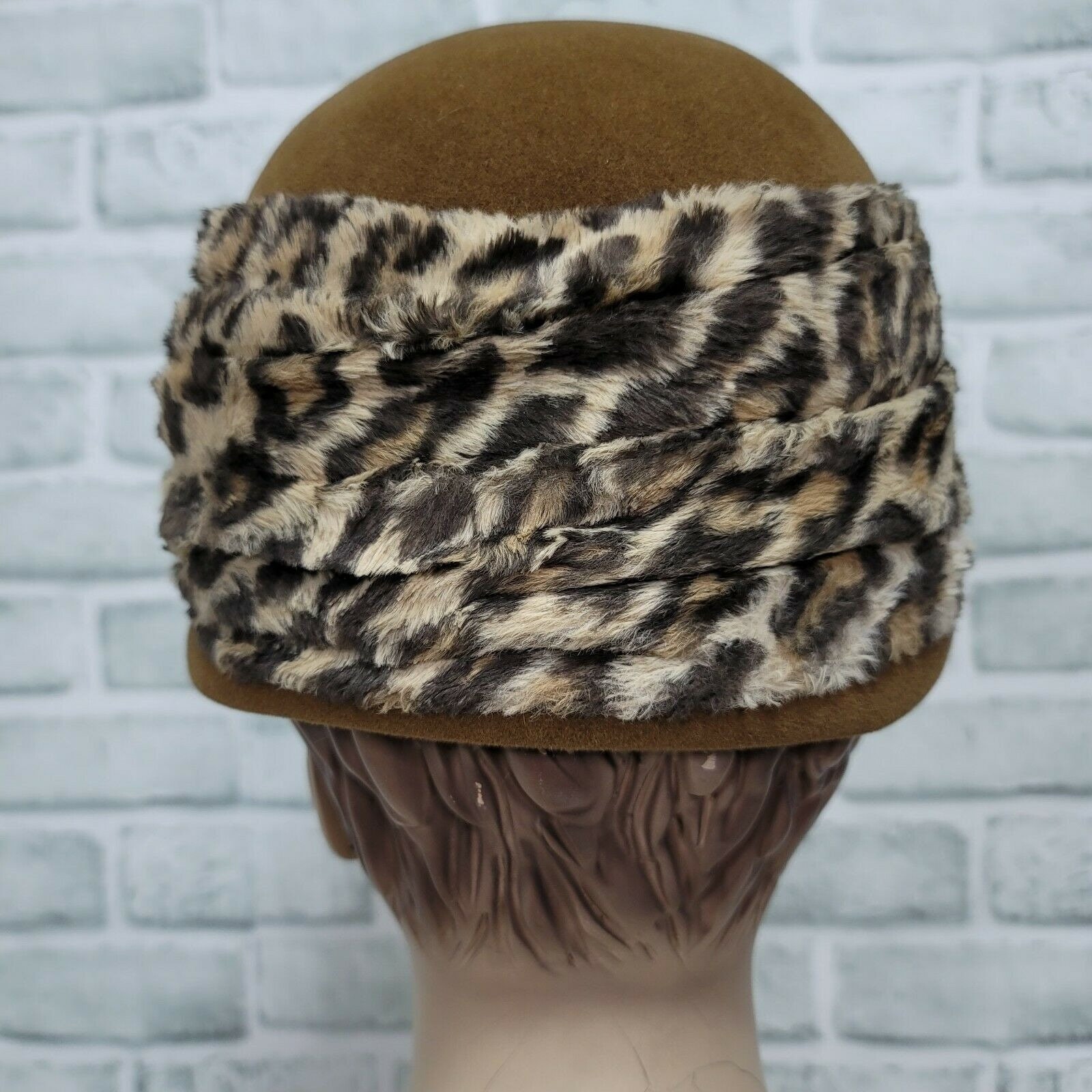 Vintage MARZI Firenze Designer Brown Felt Cloche Hat Faux