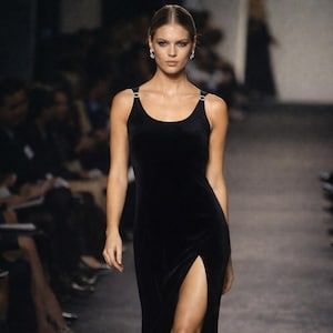 90s style dresses cocktail and party 11 Most Iconic Dresses Of The '90s Show Why We Can't Let Go Of The Era PHOTOS