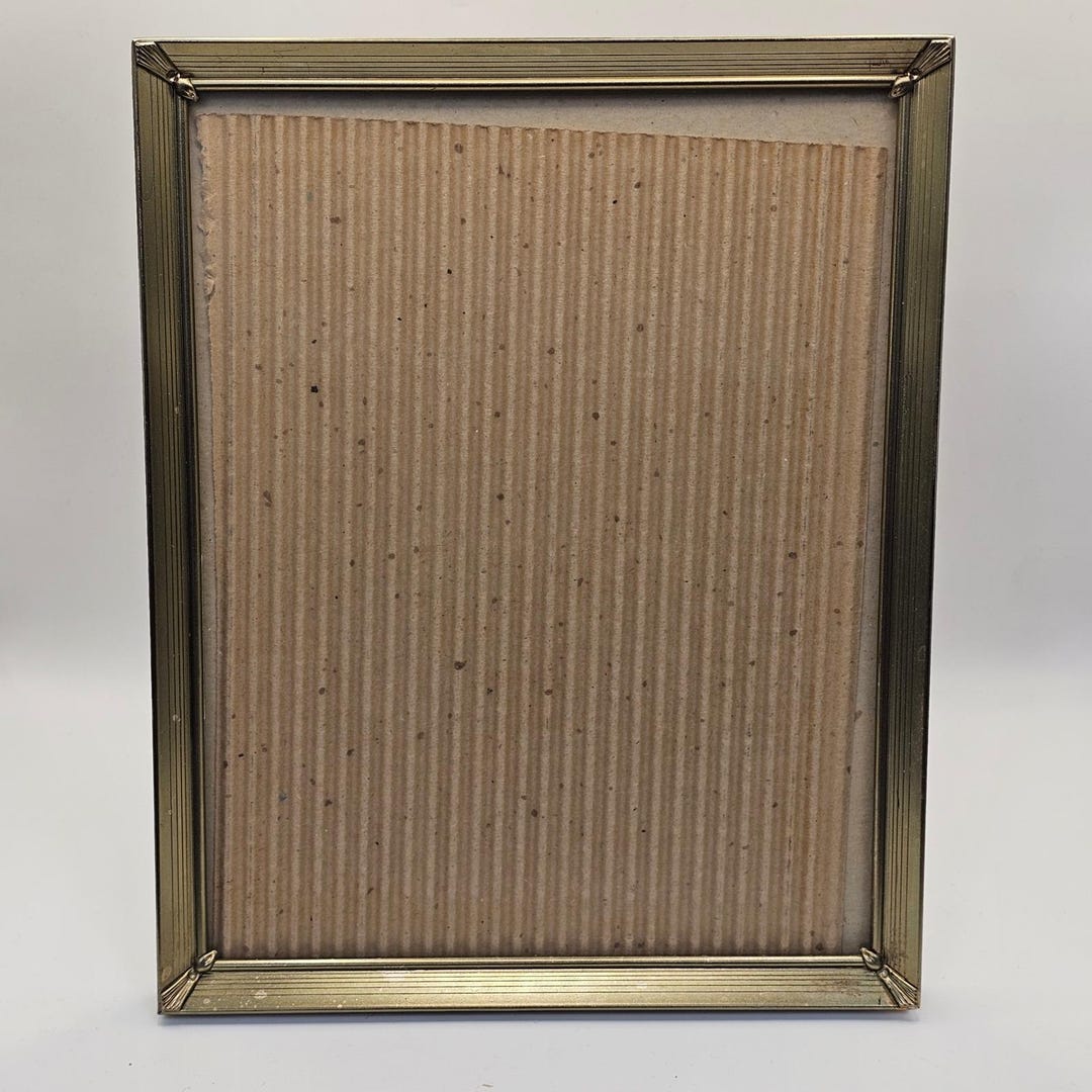 Vintage 8x10" Gold Picture Frame Ornate Accent Wall or Table Photo ...