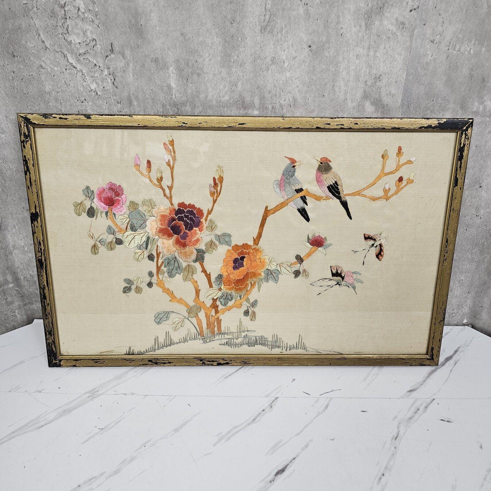 Ancien Panier De Fleurs Brodé En Soie – Encadré, Travail Français, Cadre Ovale Doré