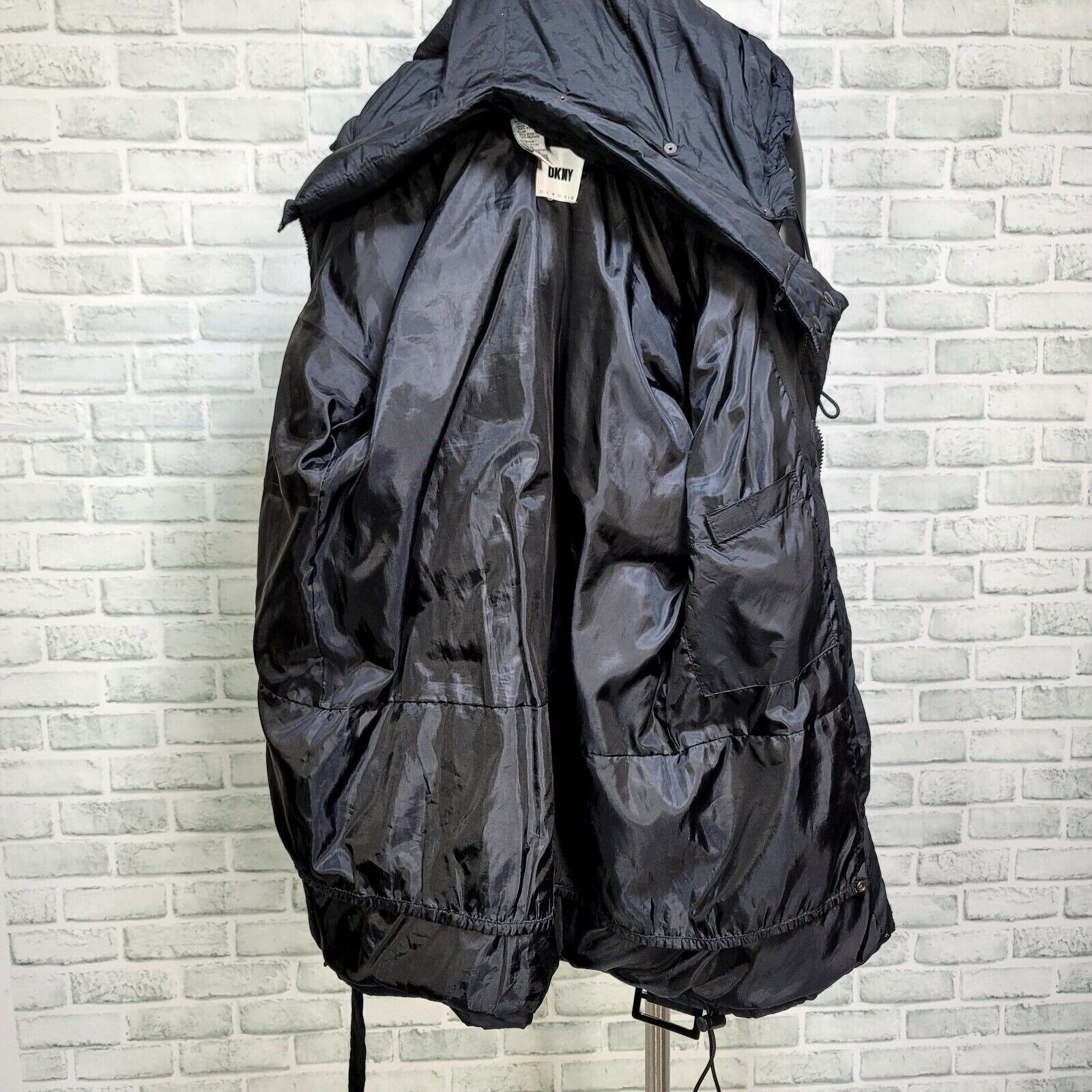 ジャケット・アウター DKNY black hooded jacket 90s 00s Vintage 90s DKNY Classic Womens S Black Down Puffer Belted Jacket