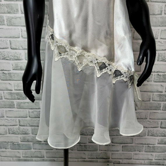 Vintage 90s Van Raalte Sleepwear Size L Bridal Sa… - image 3