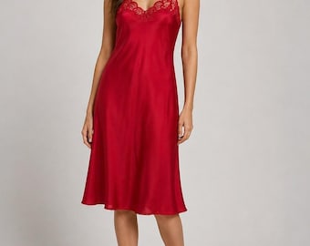 Vintage Warners Red Nylon Lace Slip Dress Womens 34 Mini Chemise Nightgown USA