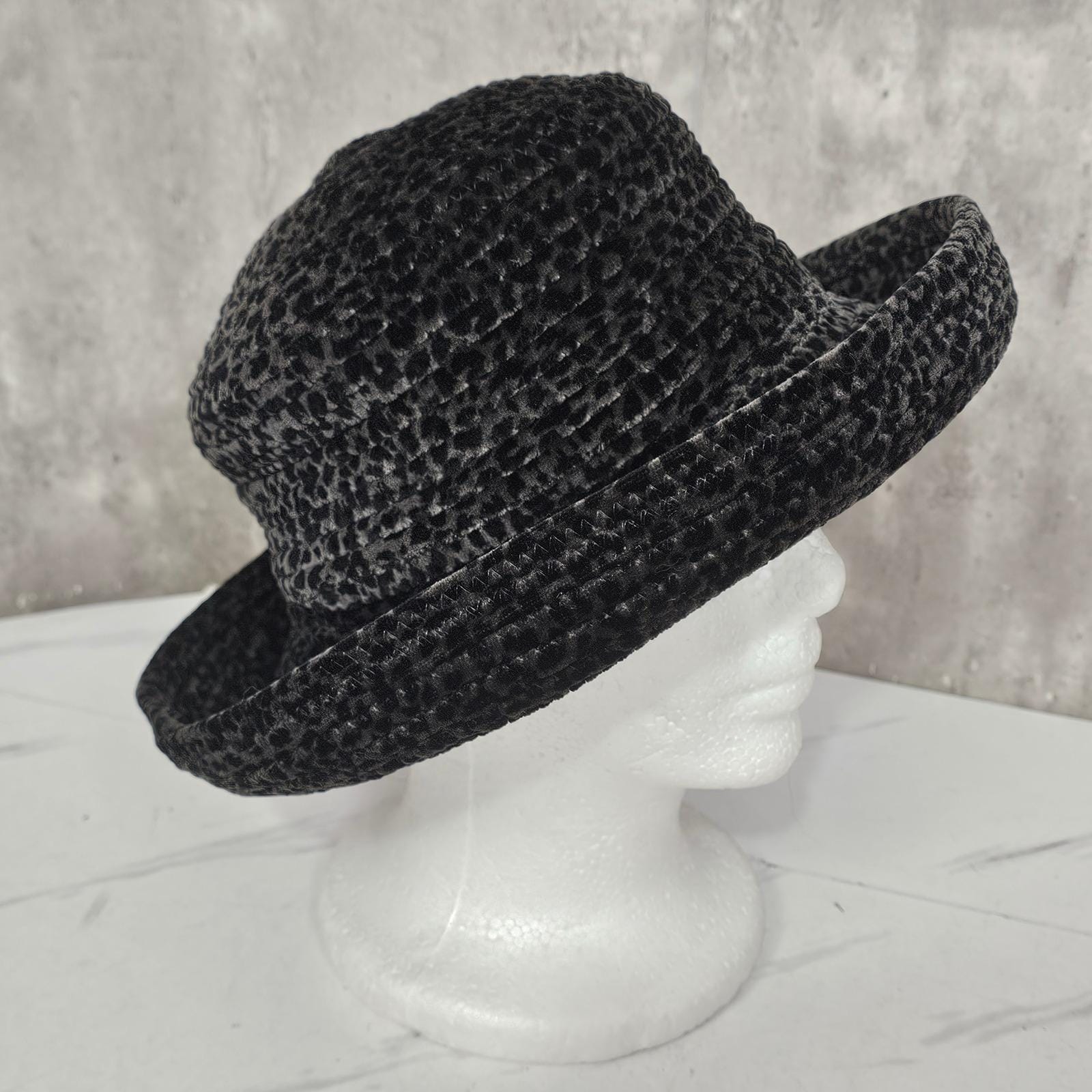 Vintage 90s David Cohen Leopard Velor Hat Gray Black Curled  display picture 3