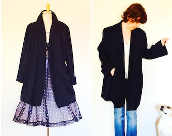 Manteau évasé vintage bleu marine des années 1940-50 / Mme Maisel Gabardine Manteau évasé A-Line / Manteau Rockabilly avec col aile et poignets Français
