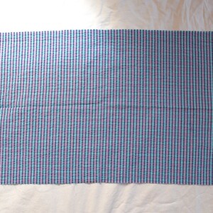 Blau karierte Seersucker Rest / 60er Jahre Vintage Türkis & Lila gestreifter Baumwollstoff / unbenutzt Quilten Nähen Handwerk Material: 44 "x 18,5" Bild 2