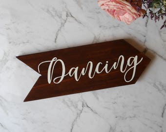 Hand lettered Wooden Sign | Wedding arrow sign | Wedding sign | Ceremony direction sign | Event sign | Rustic wedding | Dancing arrow