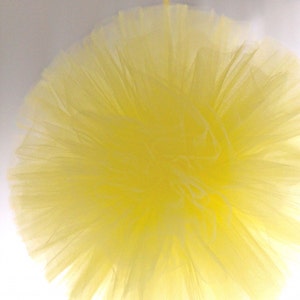 Light yellow tulle pompom / wedding party decorations pom poms