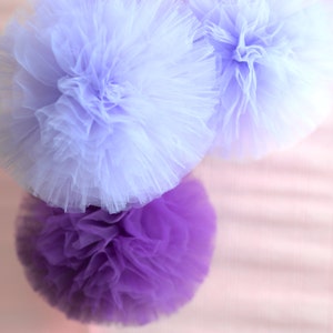 4 x tulle pompoms set -  wedding party decorations pom poms - nursery decor