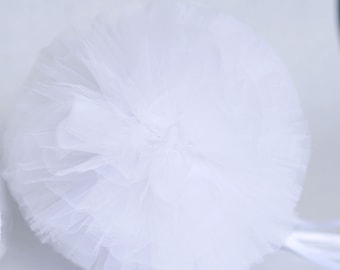 tulle blanc pompon / wedding party decorations pom poms