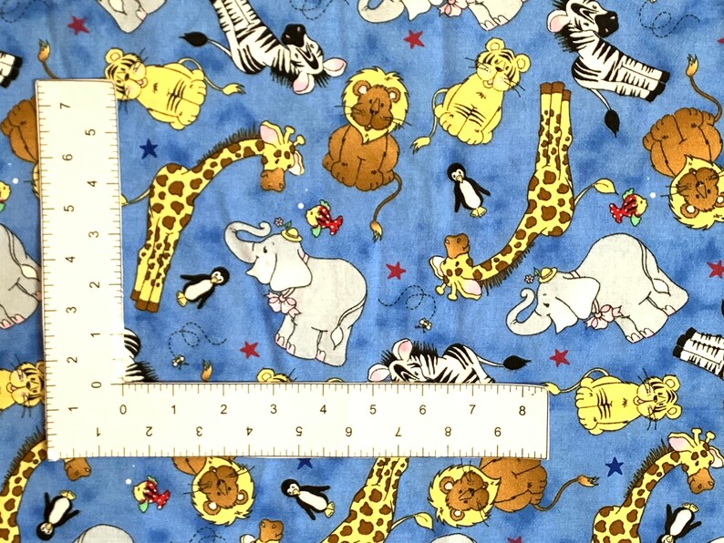 Pre-WASHED Nursey fabric COUNTING Two by Two ANIMALS toss Print on Blue 100/% Cotton Patty Reed Designs\u2122\u00a9Laurie Campbell La-di-draw