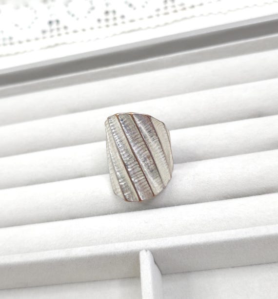 109 Large Statement Ring – Silver Plated Textured… - image 8