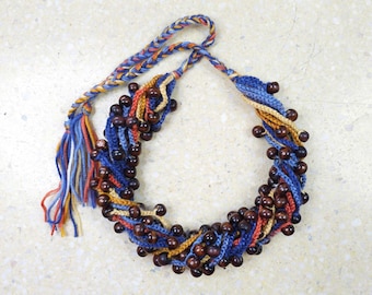 6153 collier bleu marine, moutarde, marron ; collier en corde; gros collier; collier multirangs