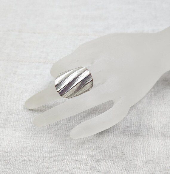 109 Large Statement Ring – Silver Plated Textured… - image 9