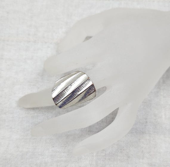 109 Large Statement Ring – Silver Plated Textured… - image 12