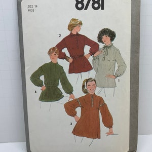 Vintage 1970s Misses Loose Fit Blouse Tunic Top Sewing Pattern Simplicity 8781 Band Neck Belt Option Size 14 Bust 36 UNCUT FF