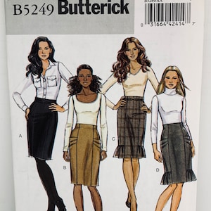 Op de afbeelding: Een naaipatroon voor vier verschillende rokken. Het patroon is voor maten 6-8-10-12 en is van Butterick. Het patroonnummer is B5249.