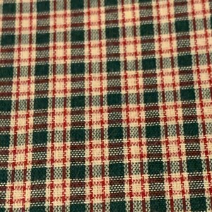 Tkanina bawełniana Homespun Check Gingham w kolorze zielonym i czerwonym na jasnobrązowym 44 x 36 Scant Country Christmas Farmhouse OOP