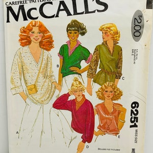 Patrón de costura para blusas de punto para señoritas McCall’s 6251, fáciles de coser, sin tirantes, con mangas espagueti, tallas 10-12 o 14-16, sin cortar, FF