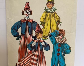 Simplicity 7612 Children’s Halloween Clown Costume Sewing Pattern Size 2-4 Partially Cut Cosplay Rare OOP 1970s