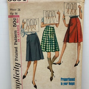 Vintage 1970s Simplicity 6054 Misses PLEATED Skirt Sewing Pattern Above or Below Knee Waist 26 UNCUT FF