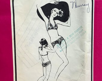 Patrón de costura para traje de baño de bikini con top halter, de punto, para señoras, años 70, elástico y cosido, 1390 tallas de copa A-B-C-D, caderas 28-34 incluidas, sin cortar