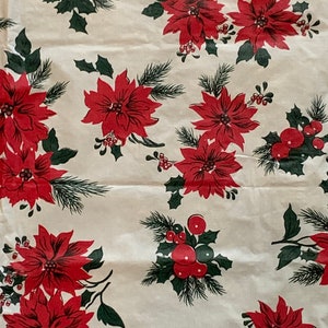 Vintage Festive Christmas Tablecloth Vinyl Flannel Back Poinsettia Design 50 x 67