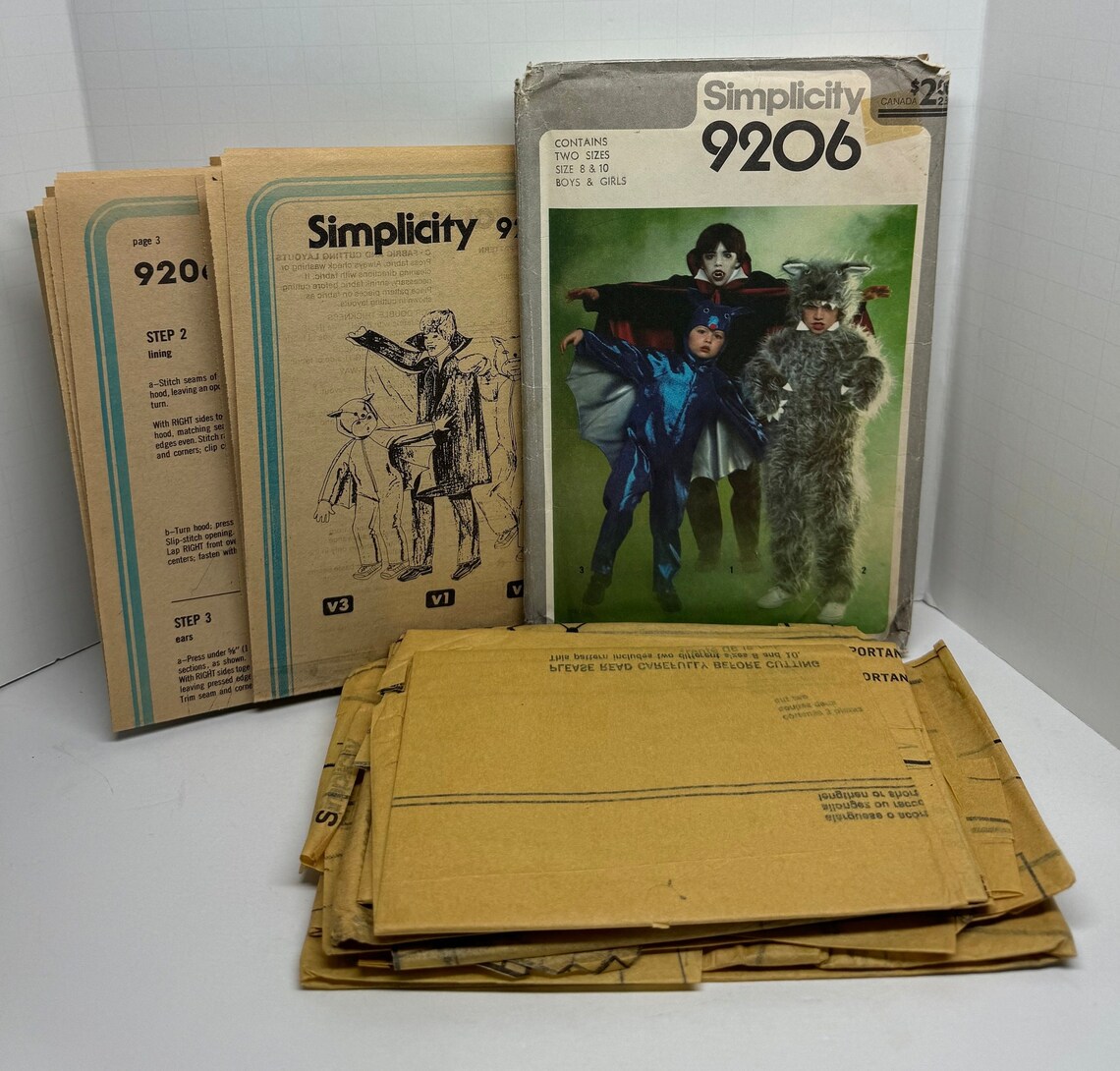 Simplicity 9206 Vampire Werewolf and Bat Halloween Costume Vintage ...