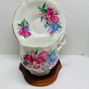 Vintage Royal Imperial Floral Teacup & Saucer Made in England Delicate Bone China Pink And Blue Flower Gold Trim
