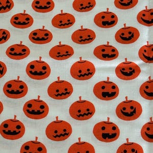Kürbisse über Halloween Stoff Baumwolle 1,5 Meter