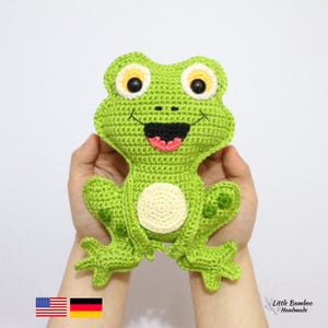 PATTERN- Frog Ragdoll-Crochet Pattern, pdf