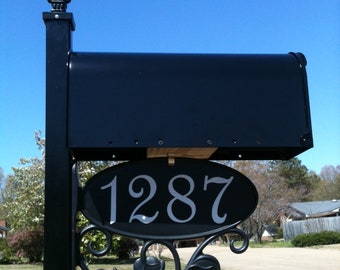 Classic Mailbox (Standard size with Fleur de Lis)