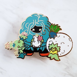 Grass Pocket Family Hard Enamel Pin