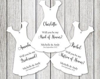 Tarjeta de propuesta de matrimonio personalizada con forma de vestido: recuerdo para la fiesta nupcial.