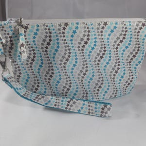 3BC - Clutch turquesa e estrelas cinza, grande - @ 8 1/2"x 5 1/2", acolchoada, de pé, algodão, alça removível, MJSEWS2