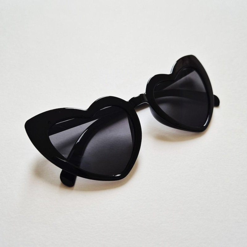 Heart Shape Sunglasses - Black