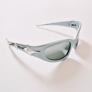 Vintage Unisex Y2K Style Silver Reflective Monster Sports Wrap Around Sunglasses / Wrap Glasses / Sports Glasses / Y2K Festival