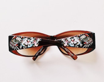 Ed Hardy  Vintage Y2K Brown Sunglasses Skulls  EHS 038 Glasses & Cloth New Ed Hardy Vintage Y2K White Sunglasses Skulls EHS 038 Glasses  main image 4