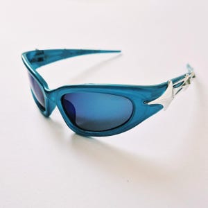 Vintage Unisex Y2K Style Metallic Blue Reflective Monster Sports Wrap Around Sunglasses / Wrap Glasses / Sports Glasses / Y2K Festival