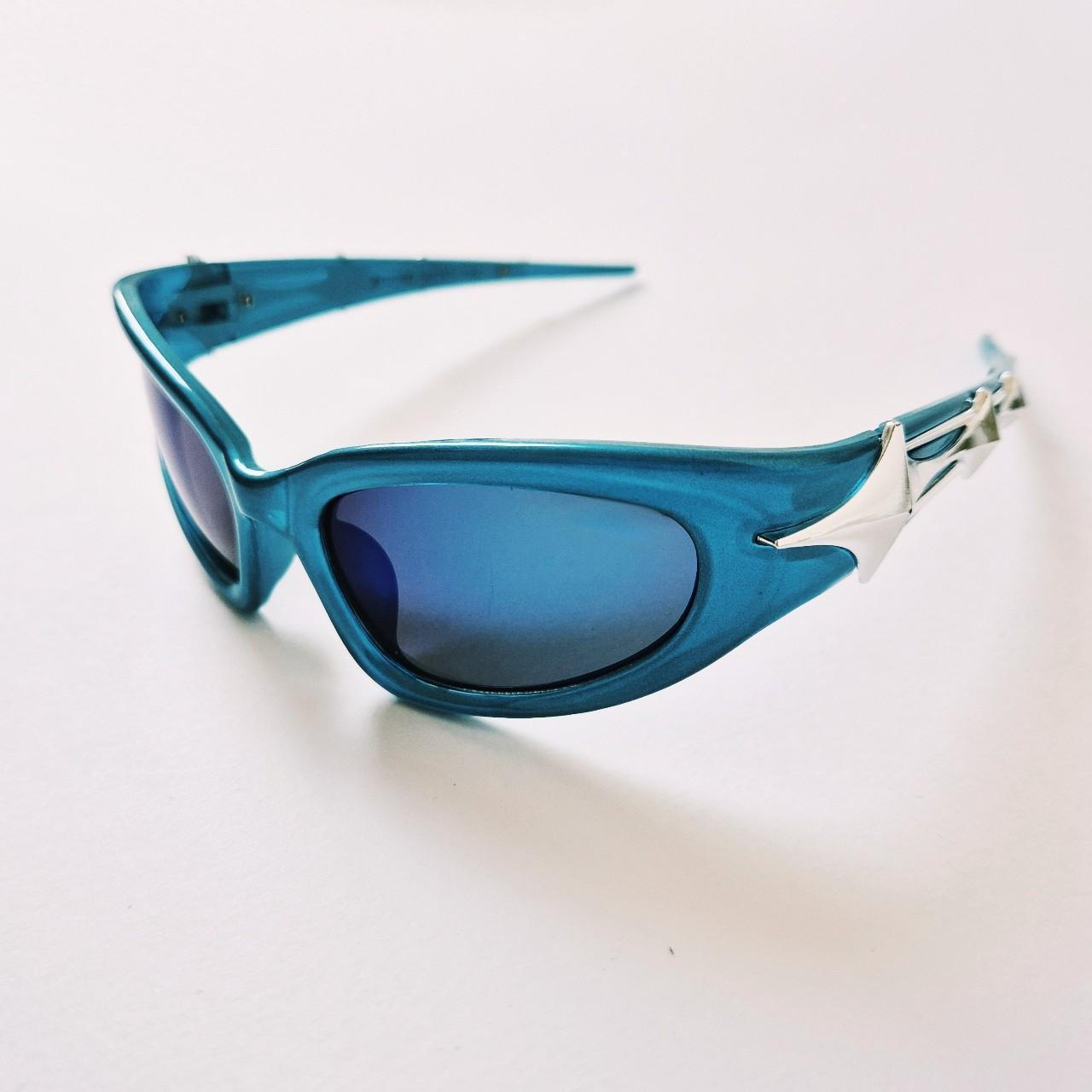 Blue Wrap Y2K Oval Sunglasses EveryTrail Trendy Wrap Around Sunglasses for Women Men Y2K  main image 3
