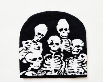 Vintage Brand New Y2K Black & White Skull Skeleton Beanie Hat / Hat / Winter Hat / Skully / Unisex. Y2K hip hop punk skater skull cap