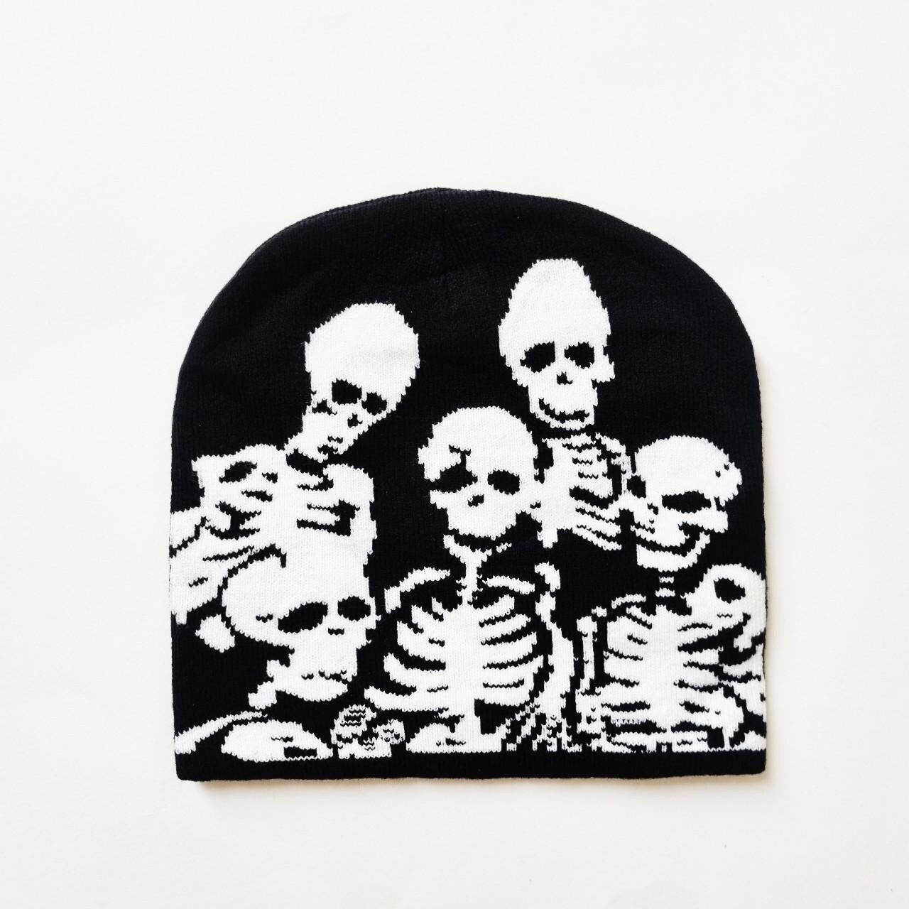 Vintage Brand New Y2K Black & White Skull Skeleton Beanie Vintage Brand New Y2K Black & White Skull Skeleton Beanie