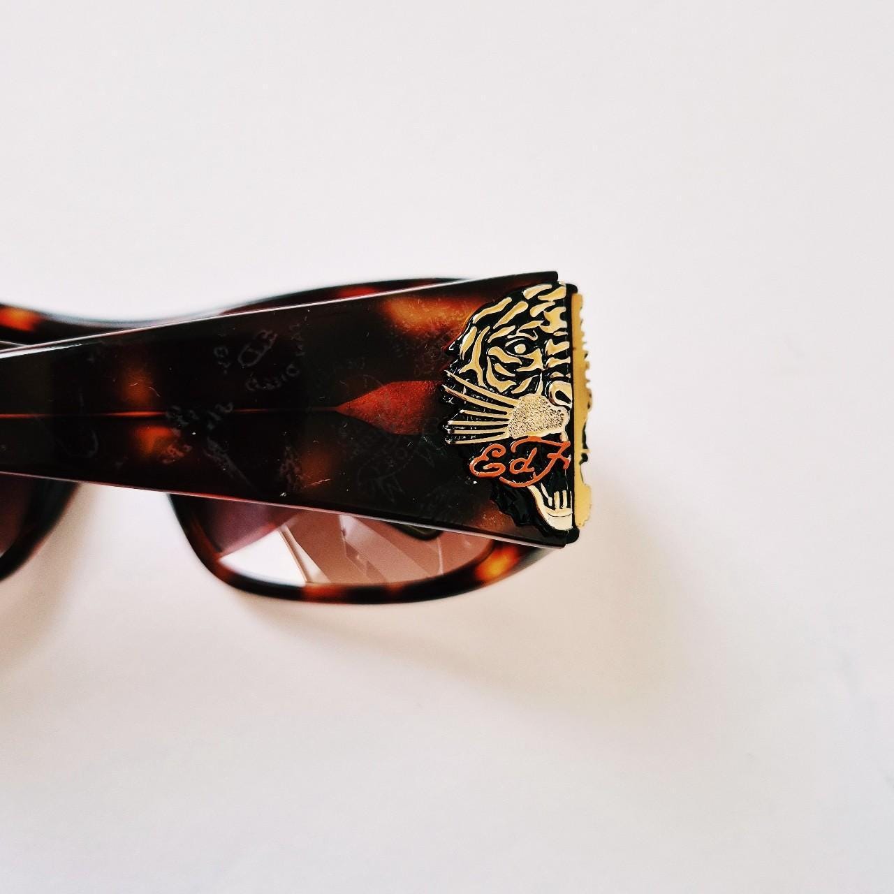 Vintage Y2K Rare Ed Hardy-Christian Audigier Embroidered Sunglasses oversize Cas Vintage Y2K UNISEX Oversized Ed Hardy Sunglasses / Ed Hardy  main image 2