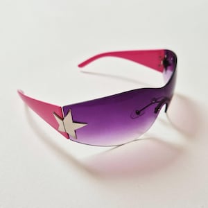 Vintage Unisex Y2K Style Pink Star Wrap Around Sunglasses / Wrap Glasses / Sports Glasses / Y2K Festival / Coachella / Summer