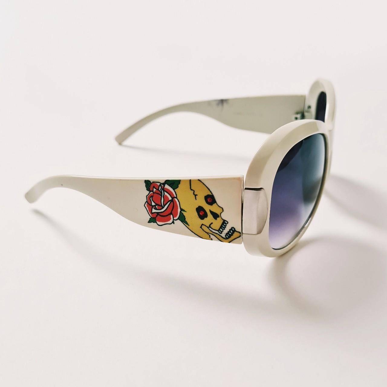 Love For Roses Ed Hardy  Sunglasses - White. Ed Hardy Dragon Sunglasses - White | Fashion Nova main image 2