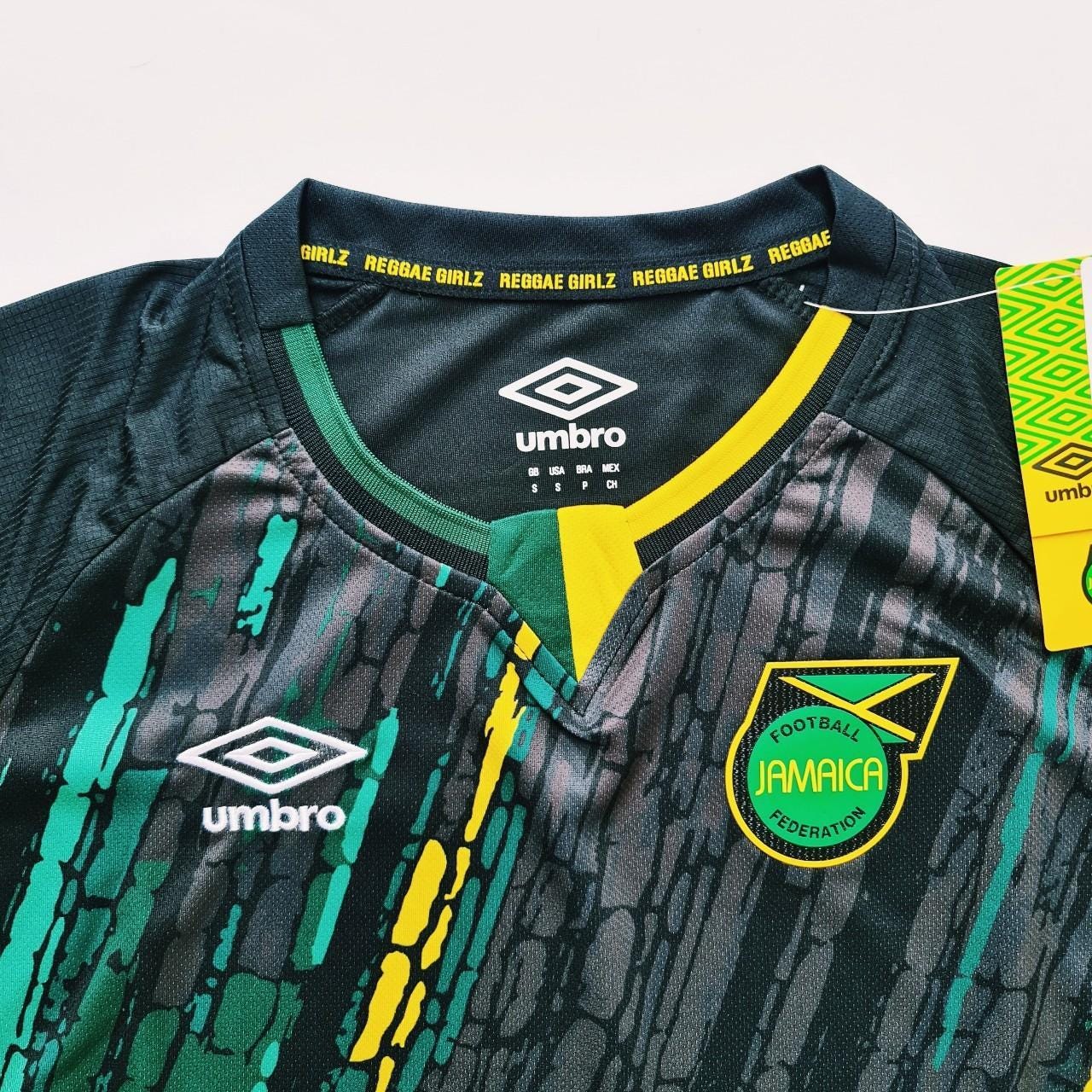ジャマイカ公式サッカーシャツ/サッカージャージ。2021-22 アンブロ