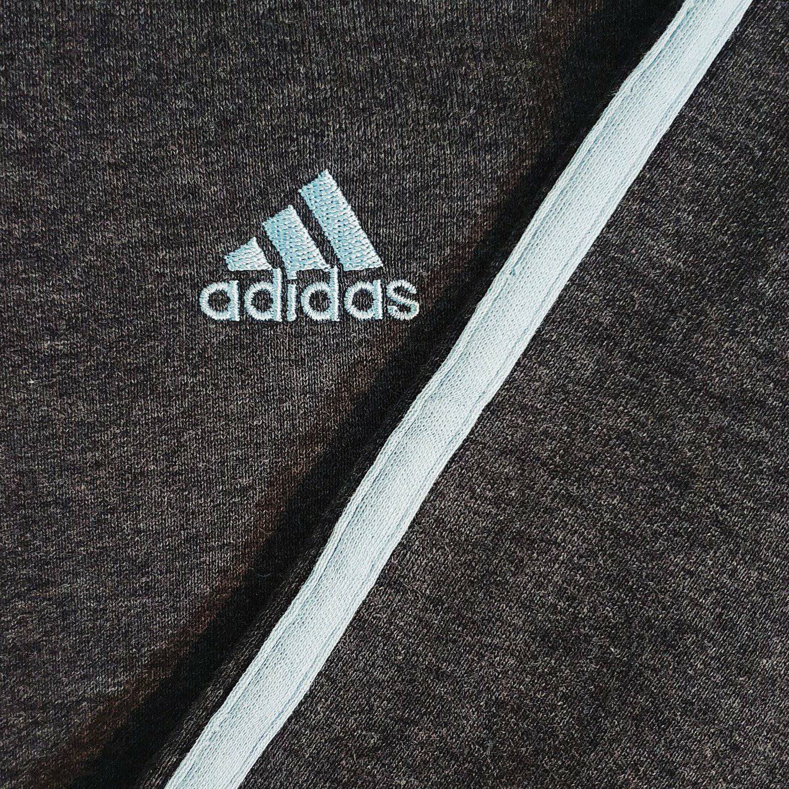 grey adidas sweatshirt vintage