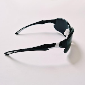 Vintage Unisex Y2K Style Black White Sports Wrap Around Sunglasses / Wrap Glasses / Sports Glasses / Y2K Festival